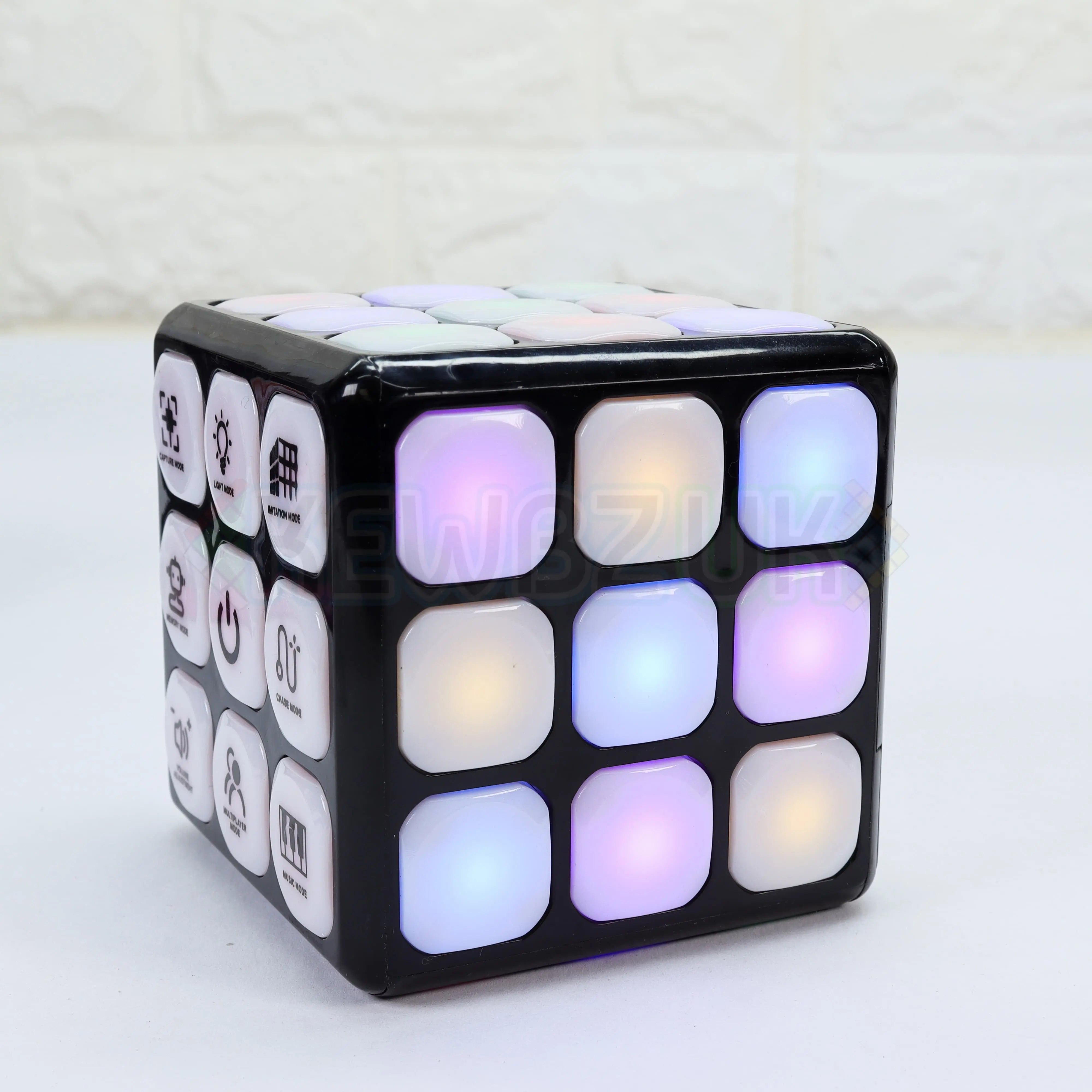 Playroute Electronic Cube Game
